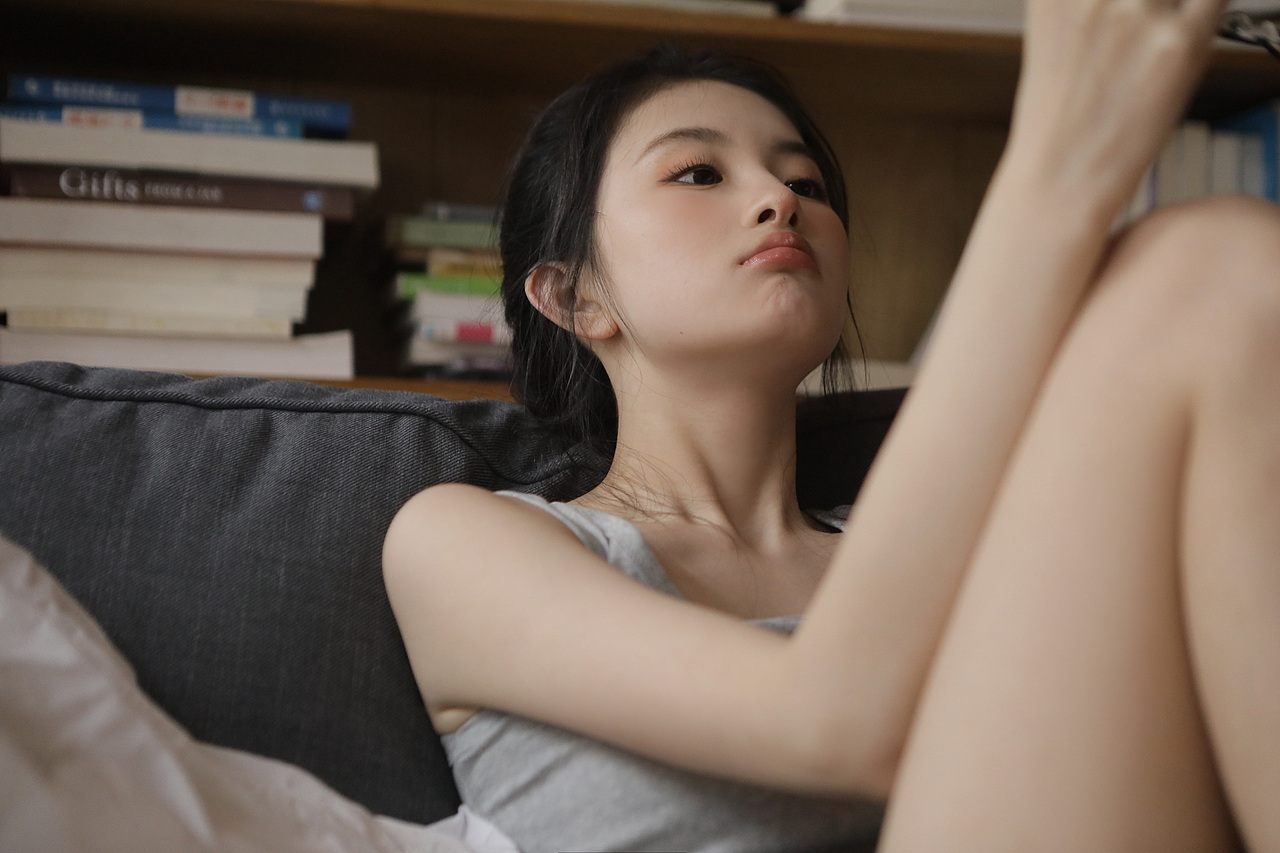 阴天（图ZMzIzNDE2NTI4） - 人像摄影 - 站酷设计师唐小苔原创素材 - 站酷ZCOOL