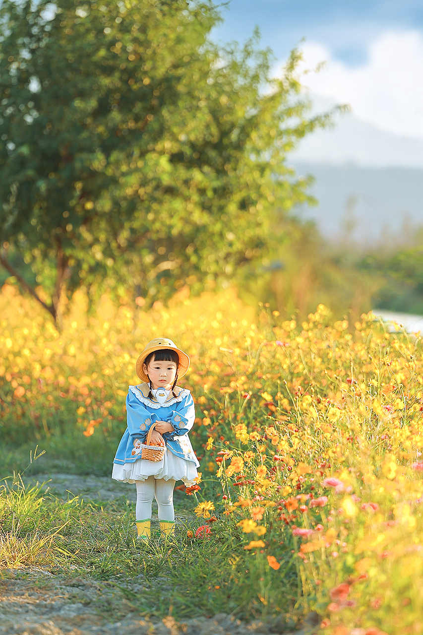 花房姑娘（图ZMzE5NTg0MzA0） - 人像摄影 - 站酷设计师泡泡的记忆碎片原创素材 - 站酷ZCOOL