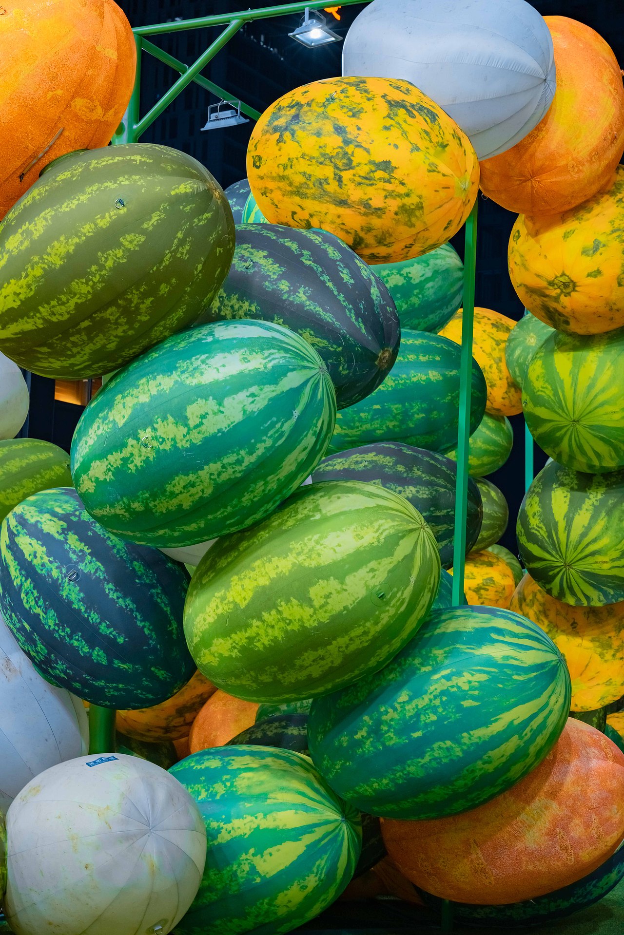 西瓜派对装置艺术展