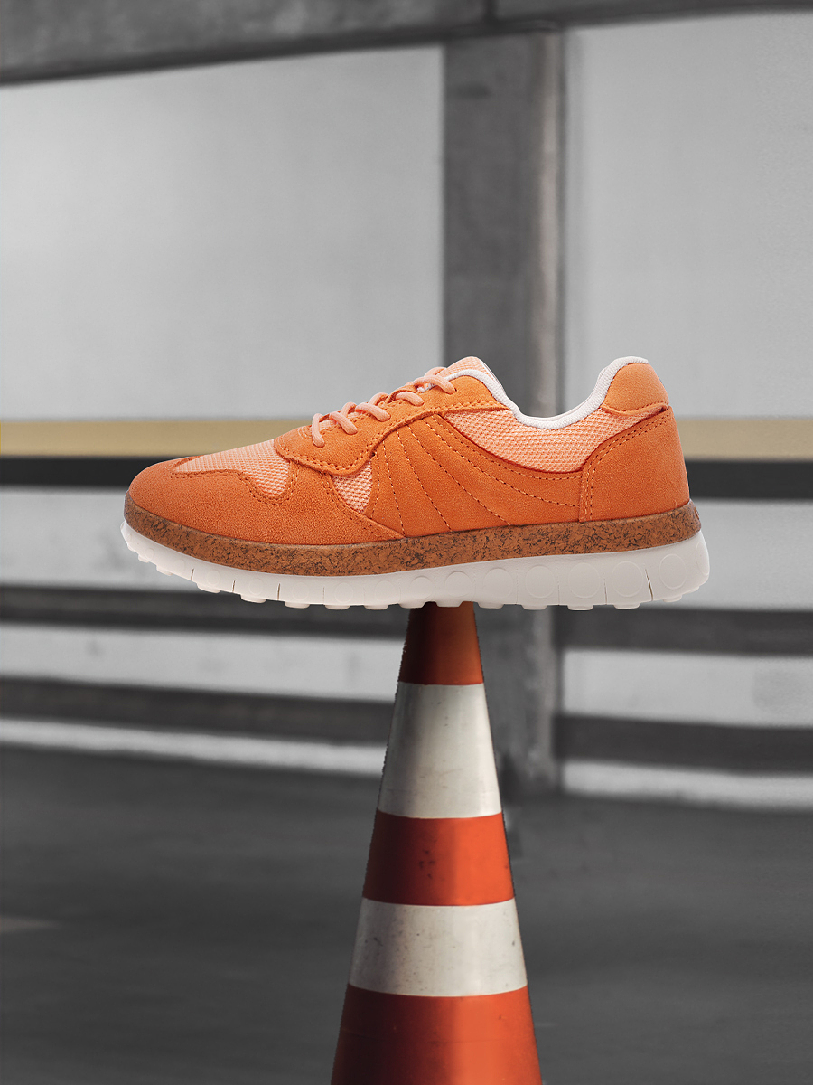 ccilu-重返校园新品鞋-线上及实体店宣传图-摄影及制作