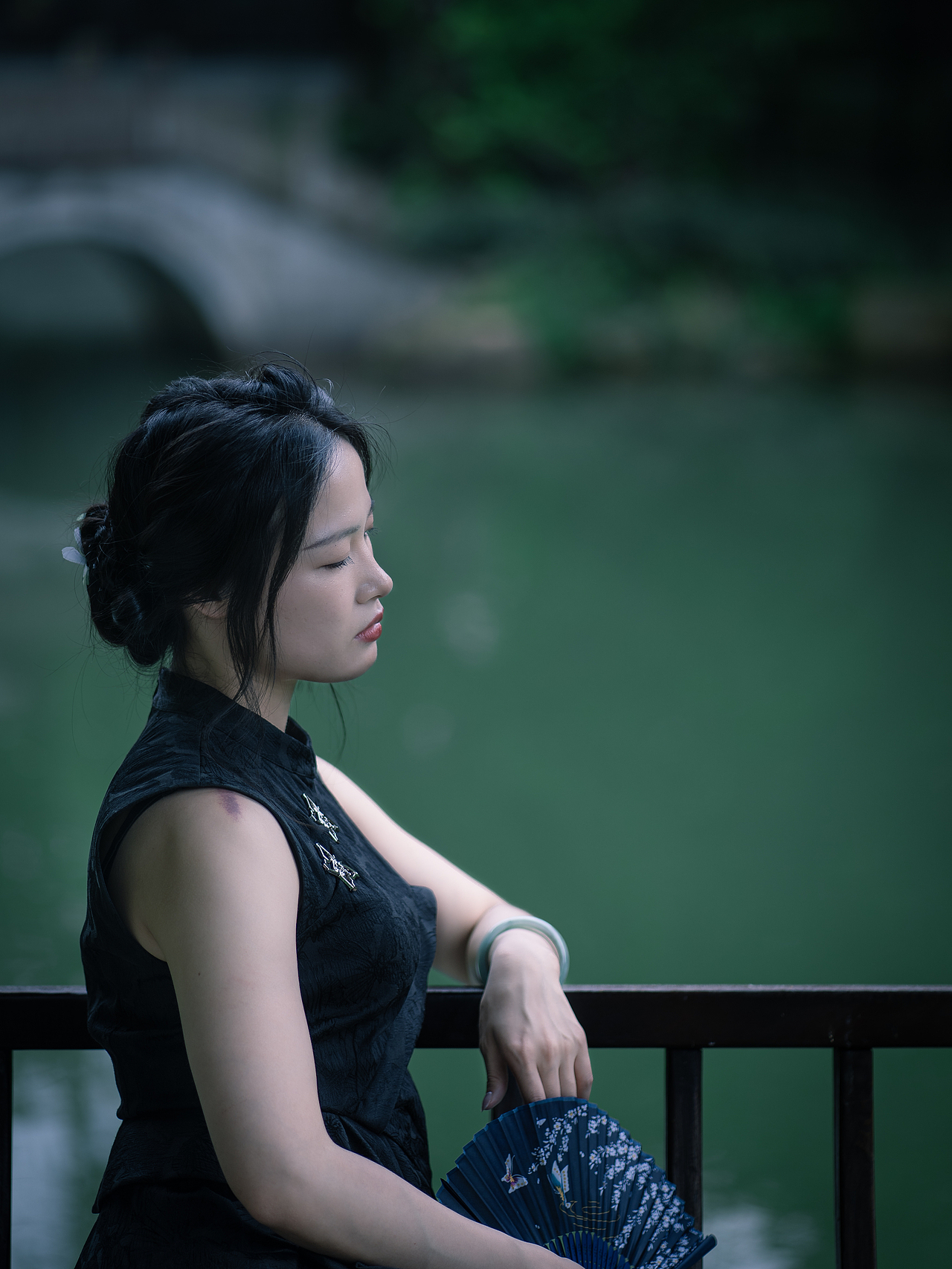 无妄-你一句春不晚,我便到了真江南