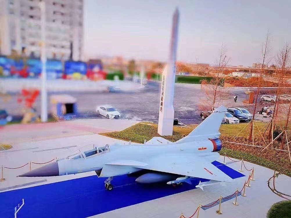 云南现代武器模型制作工厂