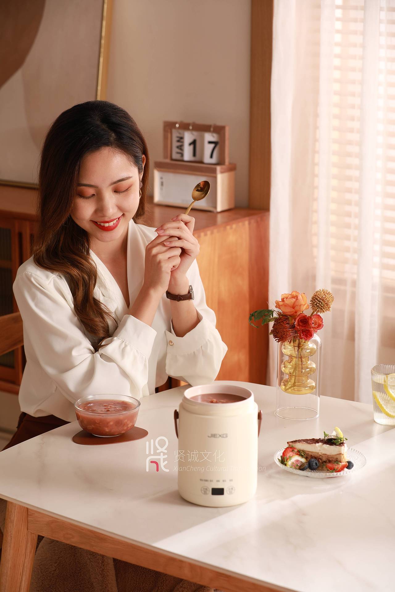 电炖锅场景实拍（图ZMzI5MDQxOTcy） - 产品摄影 - 站酷设计师佛山贤诚文化传播原创素材 - 站酷ZCOOL