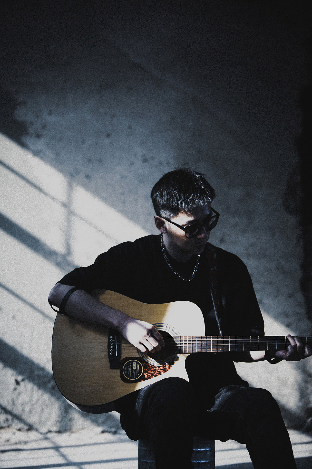 赤岛乐队🌋～Ciao（图ZMzY1OTg4MzMy） - 人像摄影 - 站酷设计师朤LANG原创素材 - 站酷ZCOOL