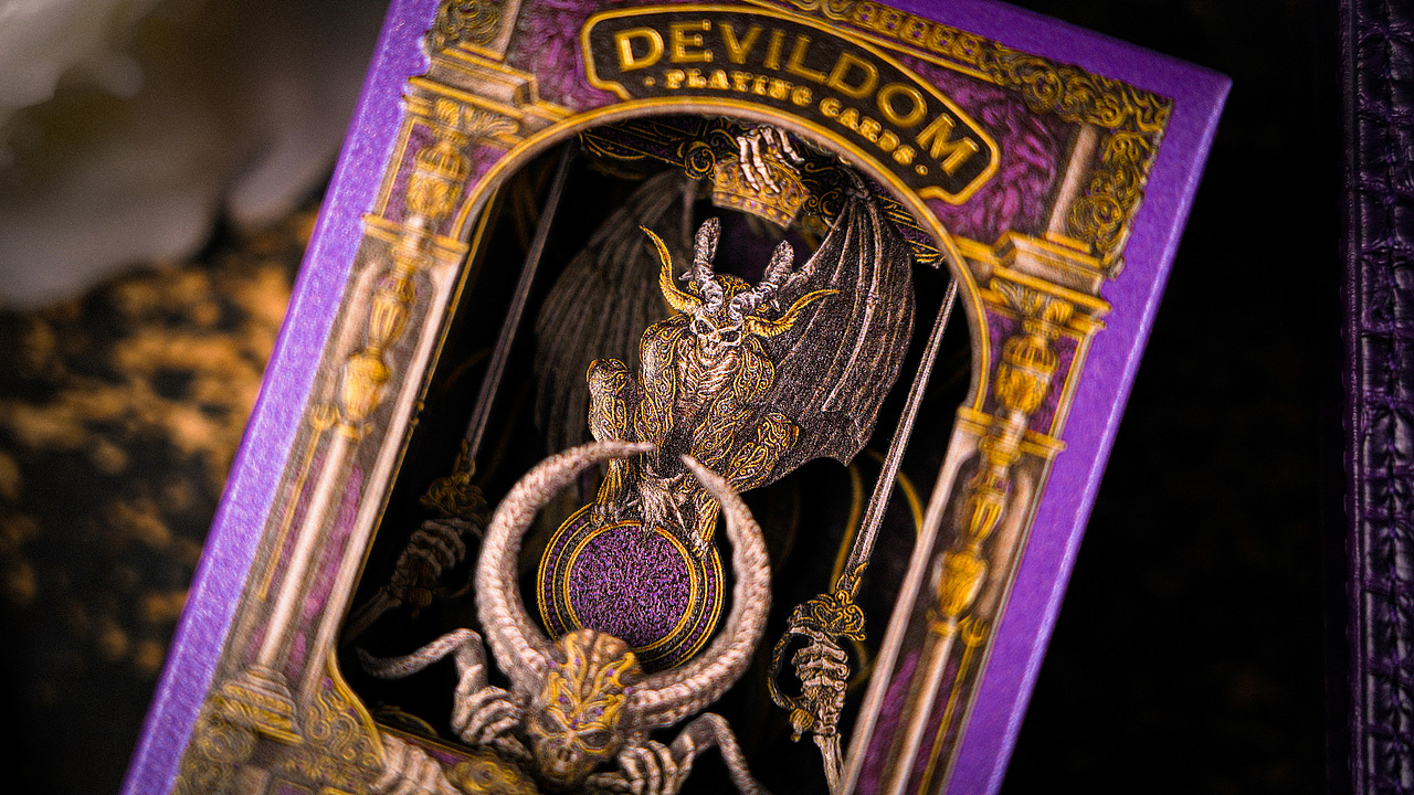 Devildom 恶魔收藏纸牌扑克皮盒木盒套装设计（图ZMzQyMjIzOTc2） - 包装 - 站酷设计师ARK方舟扑克原创素材 - 站酷ZCOOL