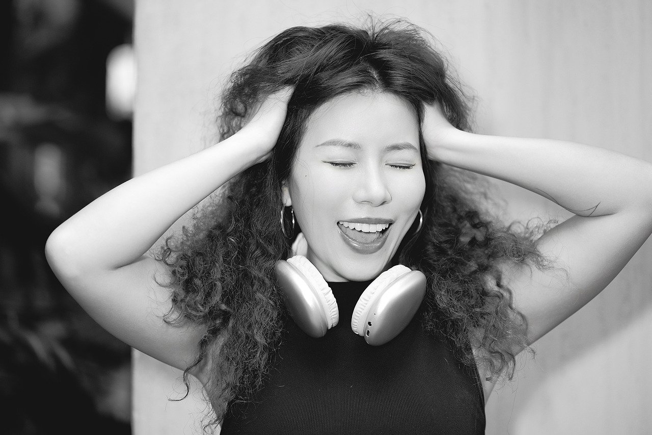 黑白美式辣妹（图ZMzUwNzc3Mzg0） - 人像摄影 - 站酷设计师筱筱的鱼原创素材 - 站酷ZCOOL