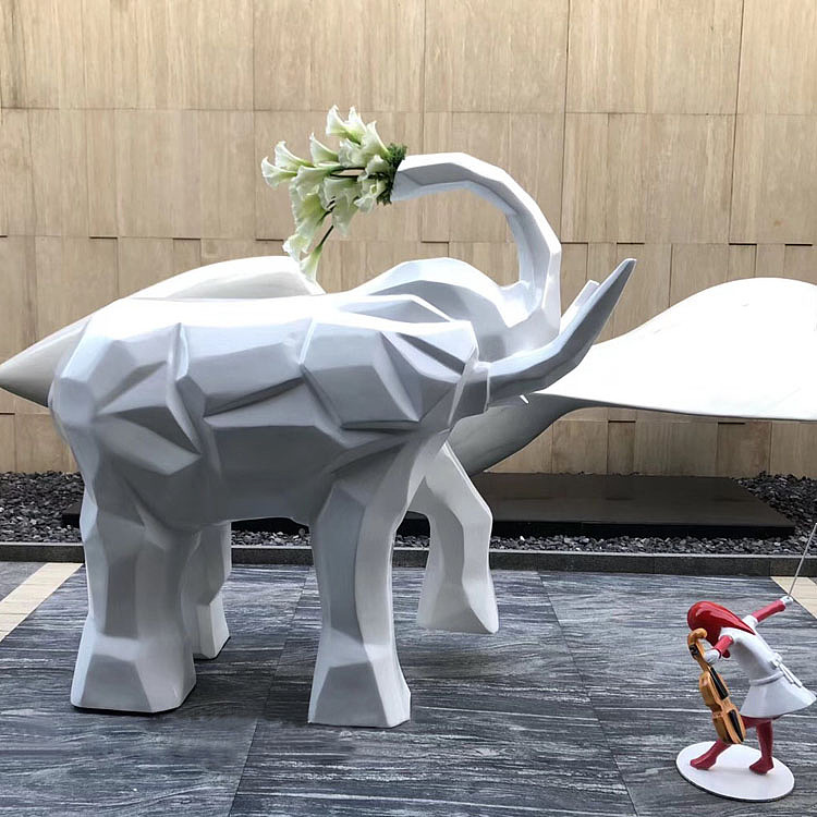 玻璃钢切面白色抽象动物大雕塑 商场楼顶咖啡厅艺术品