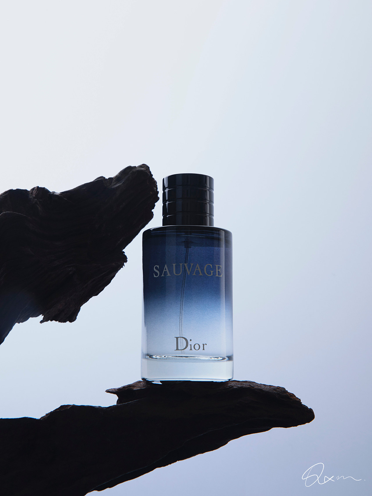 静物｜产品摄影｜Dior旷野男士香水（图ZMzIyMDMzNzAw） - 产品摄影 - 站酷设计师铁甲万能小飞侠原创素材 - 站酷ZCOOL