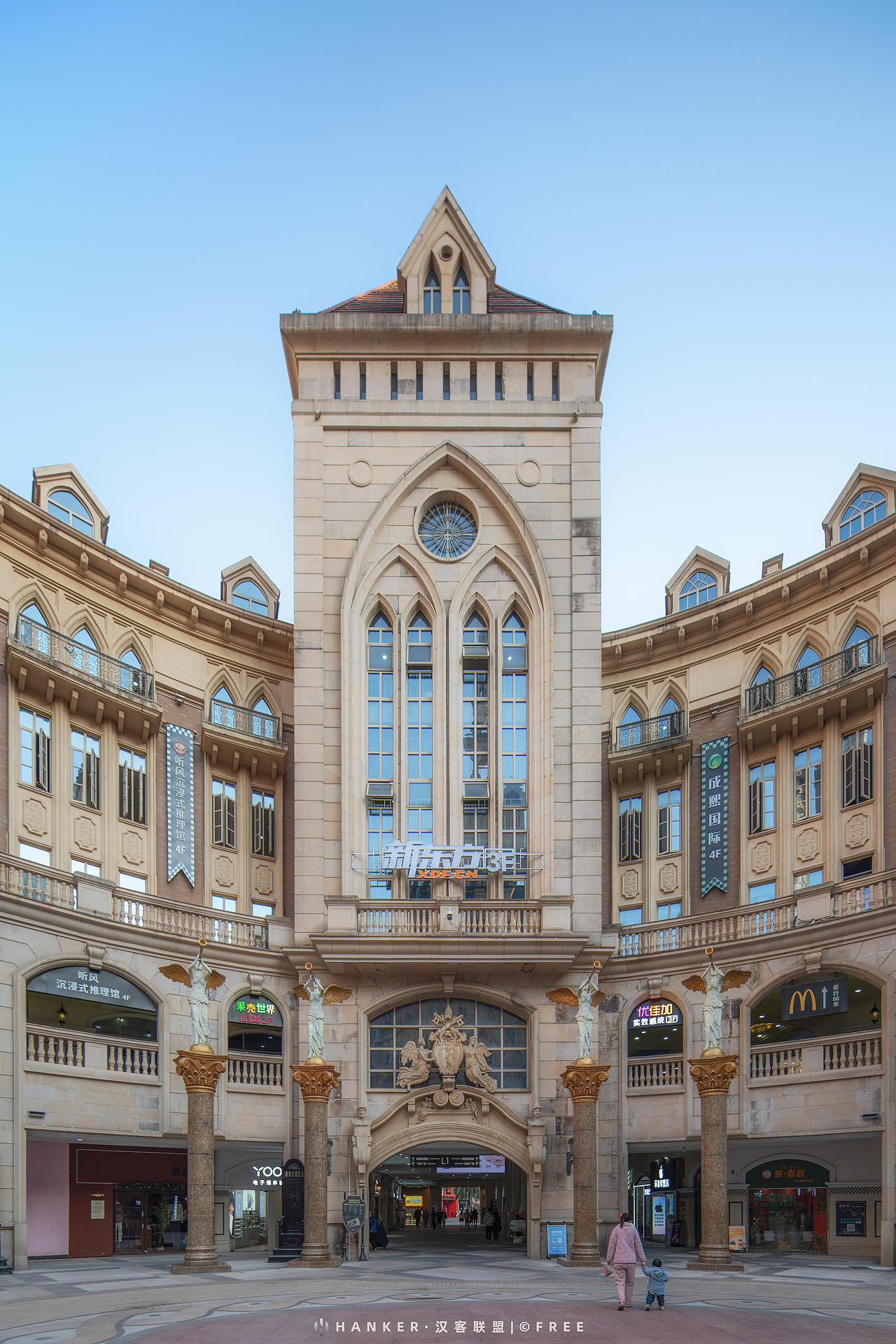 移轴建筑-光谷教堂（图ZMzI5MDE1NzA4） - 风光摄影 - 站酷设计师手抖得福瑞原创素材 - 站酷ZCOOL