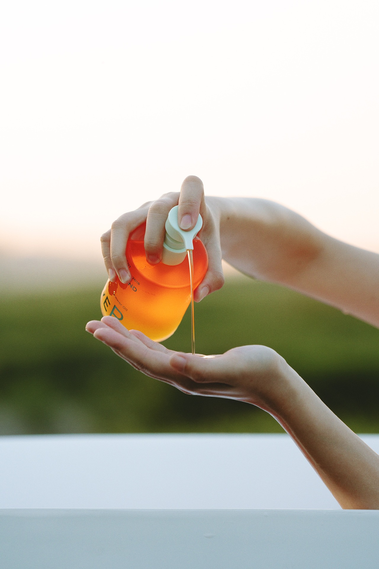 REVER × RIO｜浅野一下，即兴出逃 视频/平面/包装（图ZMzQ4OTUxMDAw） - 短片 - 站酷设计师RADStudio原创素材 - 站酷ZCOOL