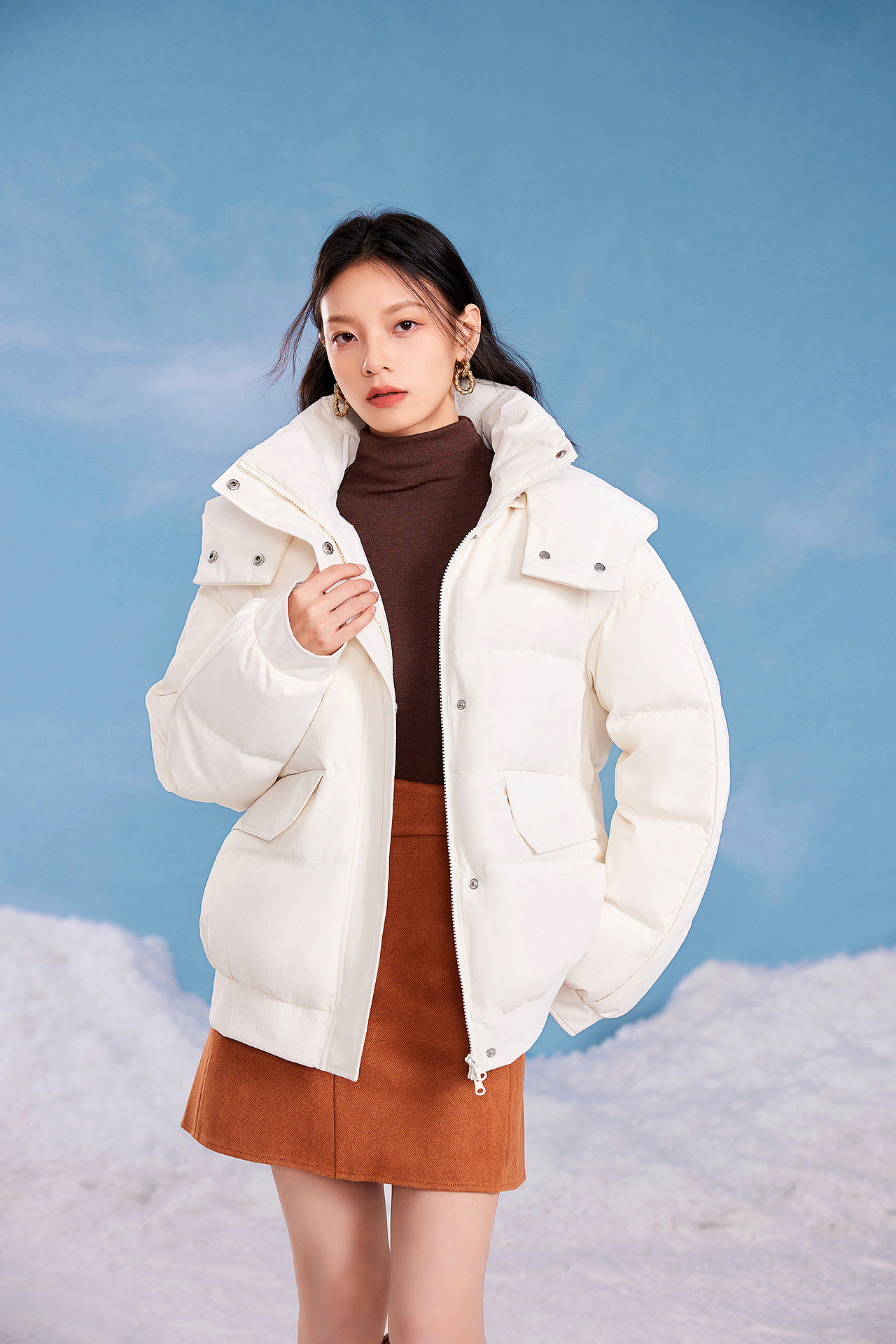 女装羽绒服 棚内制景拍摄（图ZMzU2MjUxMTky） - 人像摄影 - 站酷设计师卡凡李大晚原创素材 - 站酷ZCOOL