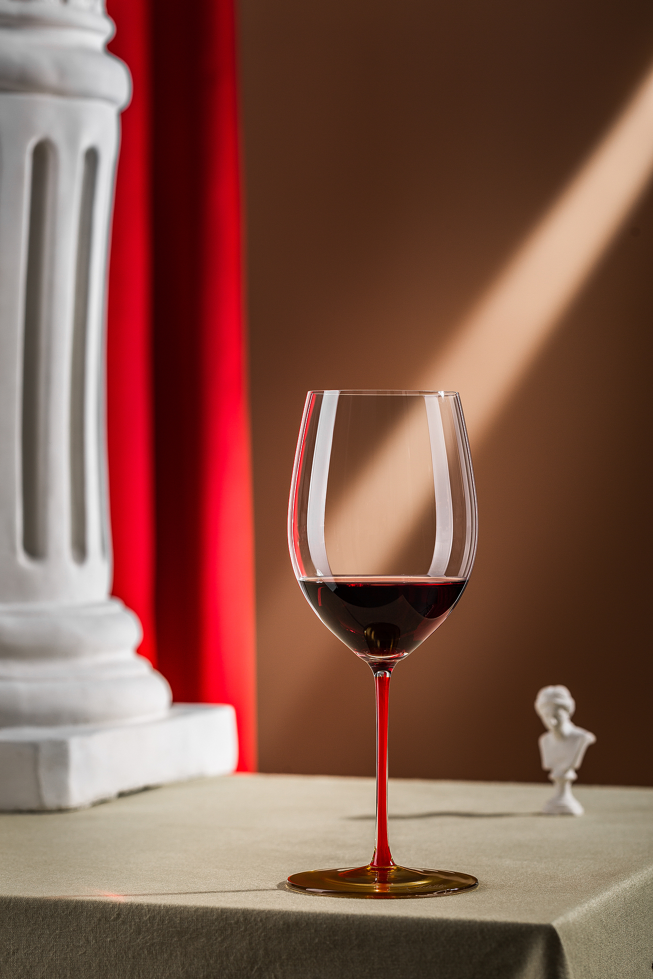 红酒杯拍摄（图ZMjk3Nzk5NjI4） - 产品摄影 - 站酷设计师摄影师青云原创素材 - 站酷ZCOOL