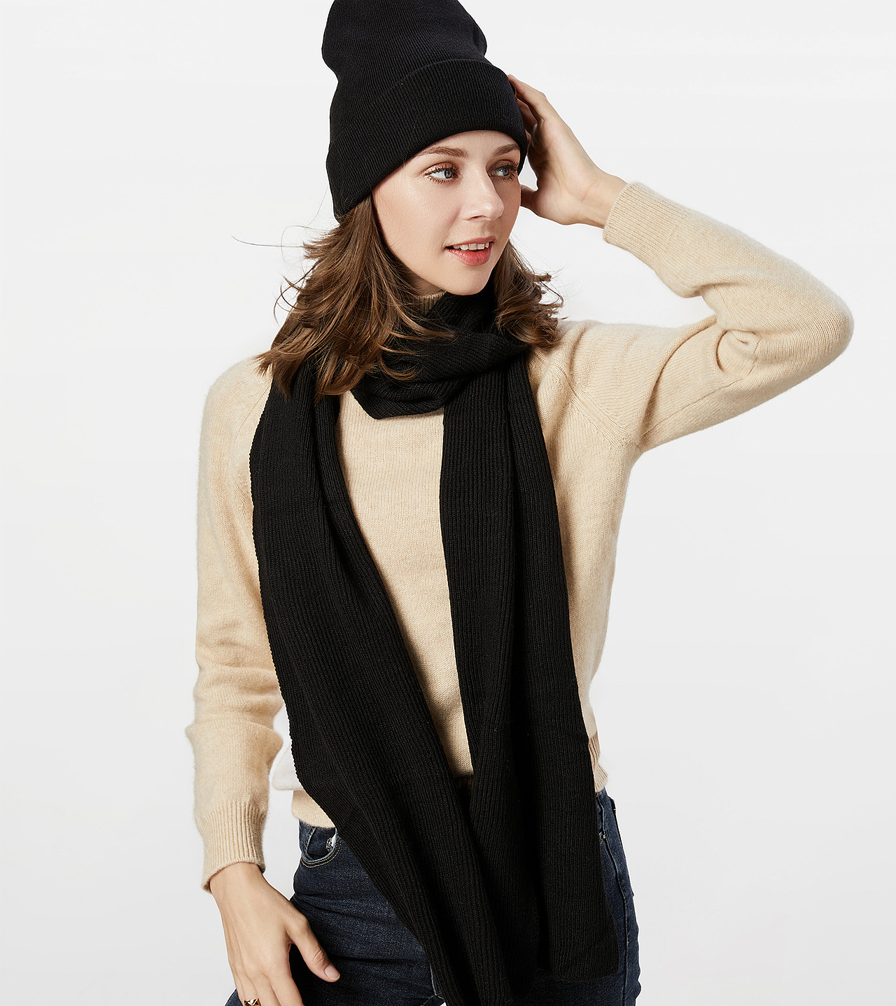 帽子围脖手套三件套 冬天必备