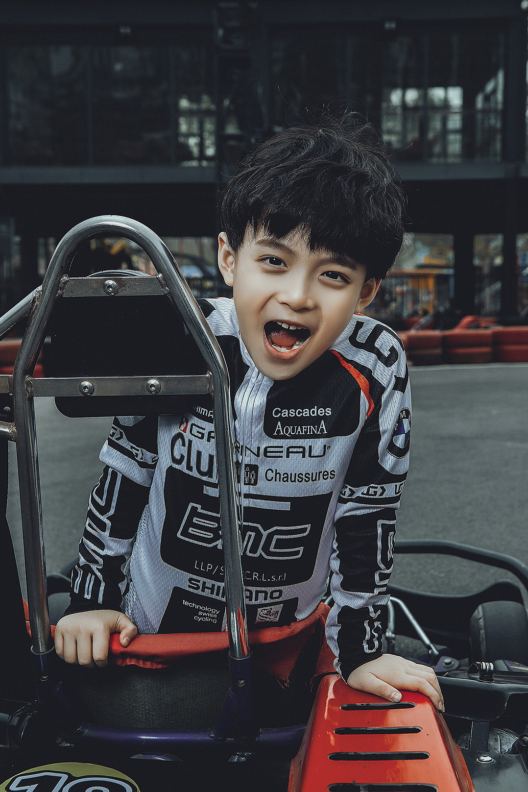 卡丁车《男孩》（图ZMzY1MTk1MjAw） - 人像摄影 - 站酷设计师Desbelle旅拍原创素材 - 站酷ZCOOL