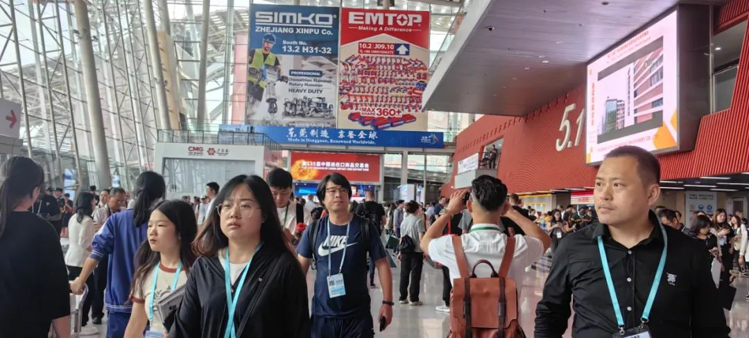 赋能品牌打造电商爆款，广交会海外IP联名推荐（图ZMTQ3NTk3MzI=） - 资讯 - 站酷设计师原仓数据原创素材 - 站酷ZCOOL