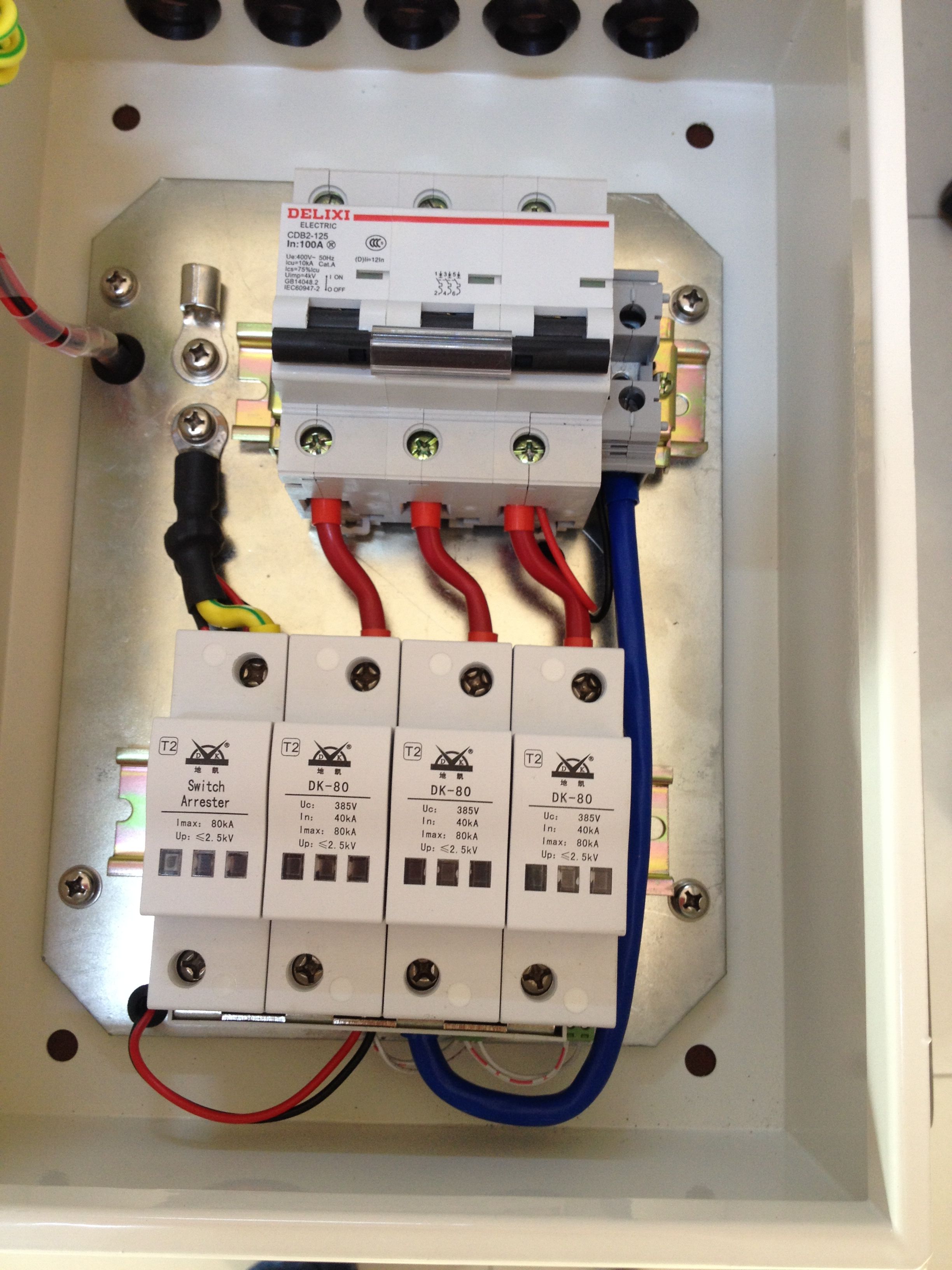 低压配电柜浪涌保护器，配电箱防雷