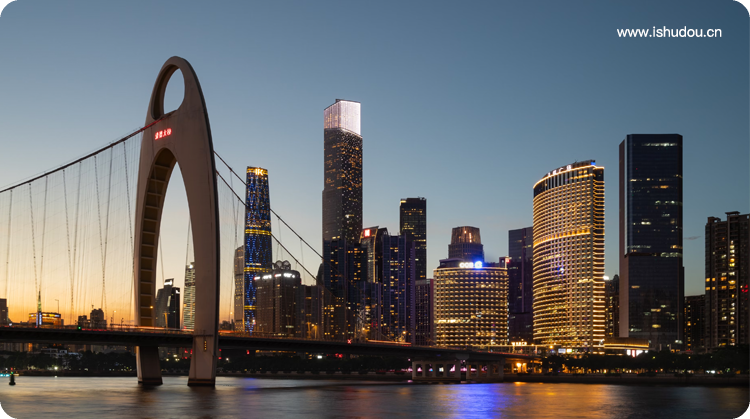 广州网页开发：投入产出比超乎想象，为何你值得一试？（图ZMTQ2MjEwNDA=） - 观点 - 站酷设计师竖豆网原创素材 - 站酷ZCOOL