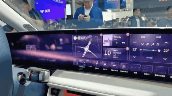 观2024北京车展智能化设计趋势：智慧车灯|半透显示车窗等