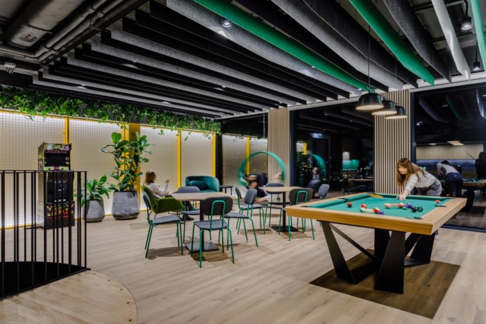 办公空间装修设计：在开放式协作和个人空间之间取得平衡