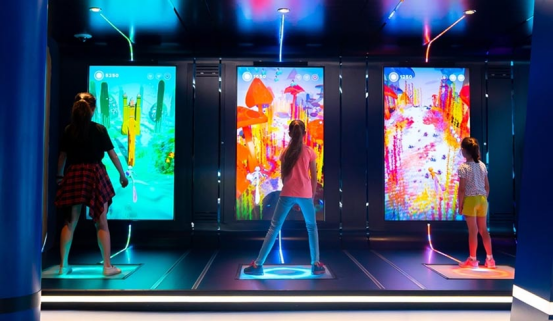 如何利用互动投影技术为儿童主题乐园增添趣味?