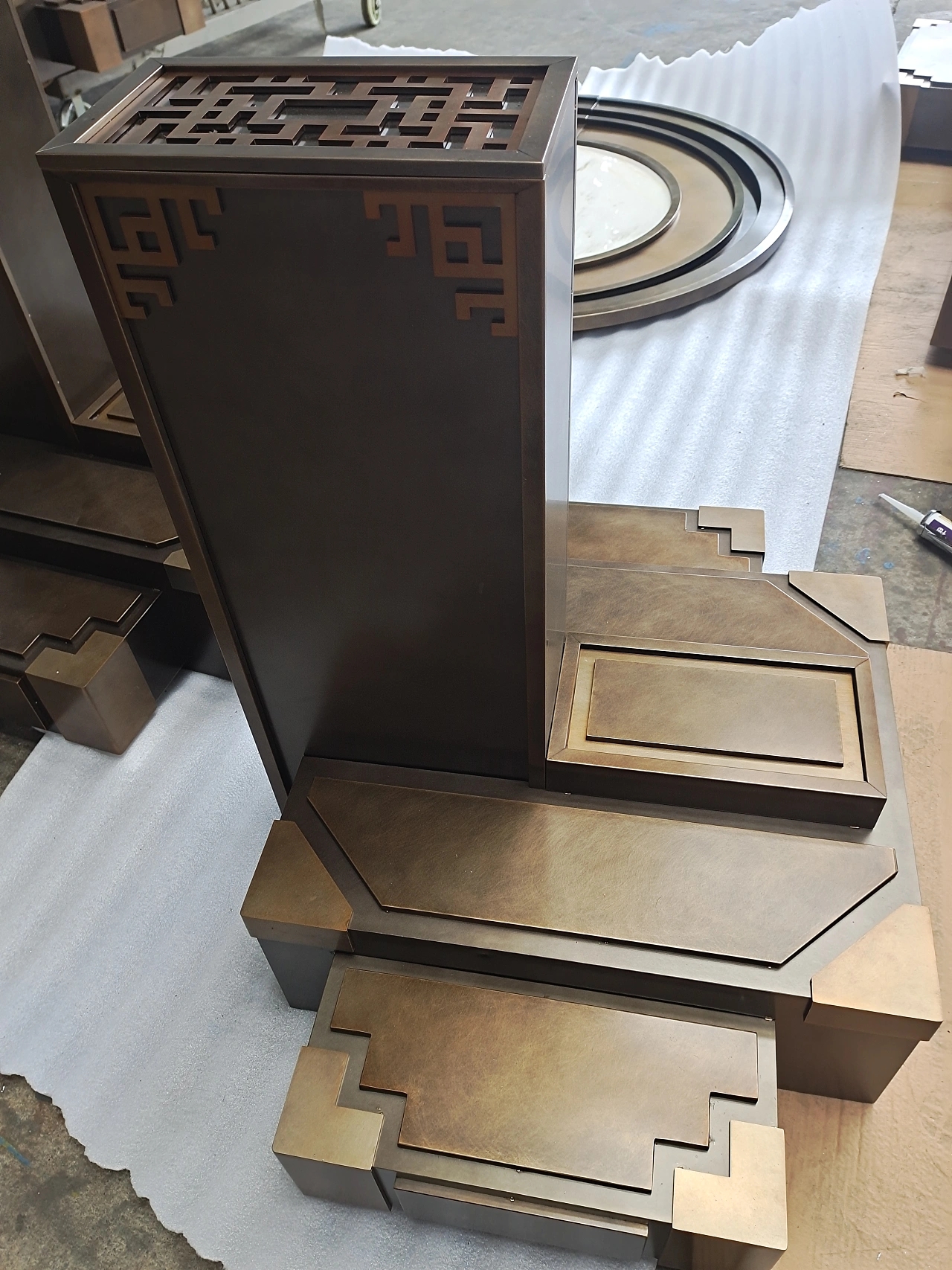 众钰金属古建异型复古乱纹不锈钢斗拱