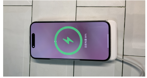 罗马仕、西圣、绿联充电宝哪个牌子好？热销充电宝实测对比！（图ZMTQ4MDY3MzI=） - 教程 - 站酷设计师太平洋科技原创素材 - 站酷ZCOOL