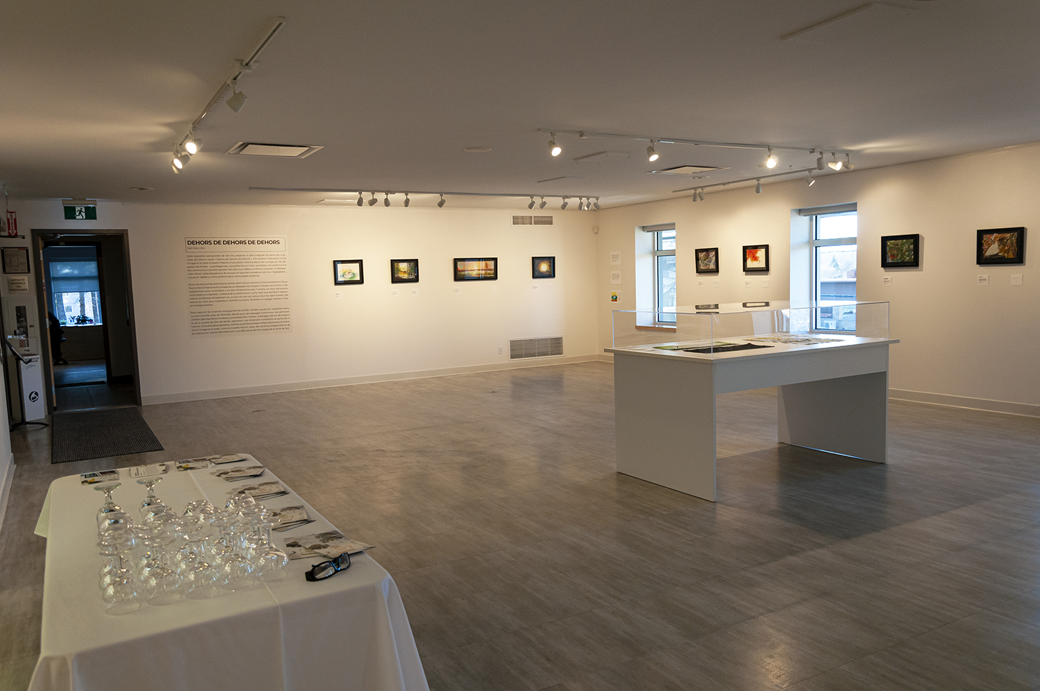 《外面的外面的外面》个展开幕式顺利圆满 + 同名绘本精装版即将上市（图ZMTQ3MTA1MTI=） - 资讯 - 站酷设计师吴达立原创素材 - 站酷ZCOOL