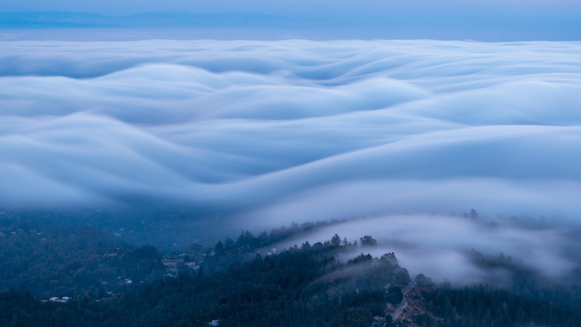 烟雾缭绕的云海5k壁纸_mac小美人儿-站酷zcool