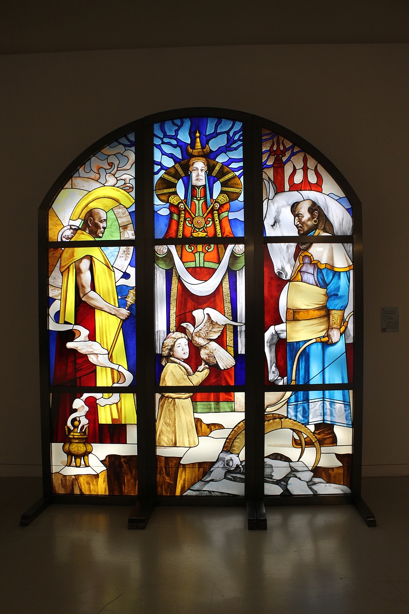 李岩 《信仰,民族,战争》 彩色玻璃镶嵌画 导师:李韬