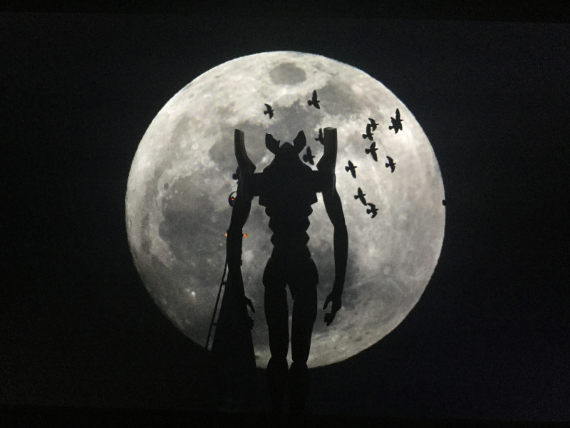 用ipad完美(误)地合成一张eva月球的图片(大误)