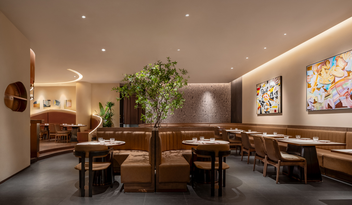 深圳西餐厅设计，310㎡无限循环的神秘洞穴主题空间