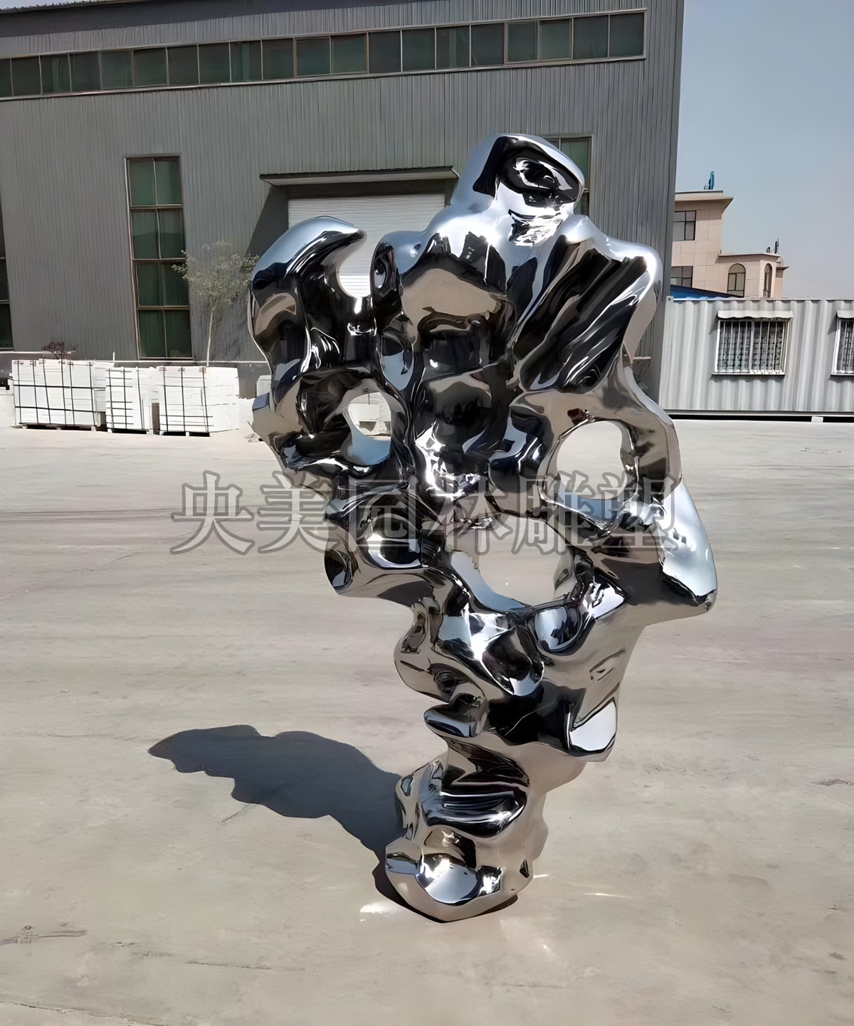 不锈钢太湖石雕塑，现代园林新型景观石头