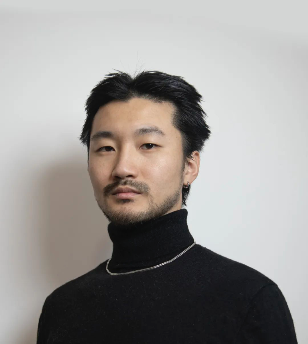 西楼尘 | 电影海报设计师眼中的2023最佳海报（图ZMTQ2OTU0NzY=） - 观点 - 站酷设计师林熙Linki原创素材 - 站酷ZCOOL