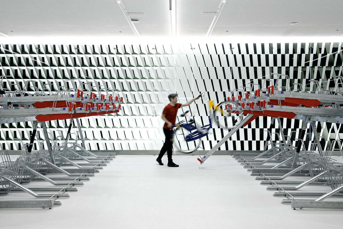 导视系统设计 荷兰海牙自行车停车库