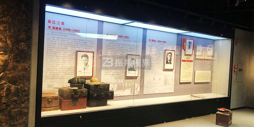 全息投影文物展示柜，让文物触手可及，历史近在咫尺！