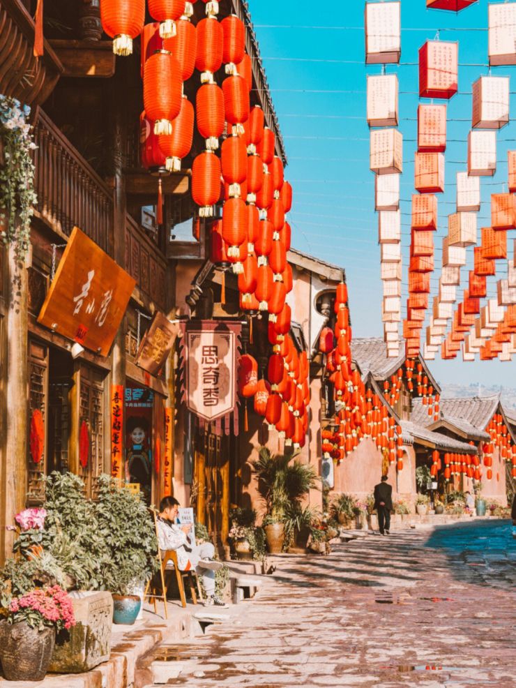 一趟开往西南旅程的列车,探索魔幻的城市文旅新体验(图ZMTQ2MjMwNDA=) - 资讯 - 站酷设计师空间印象商业设计原创素材 - 站酷ZCOOL