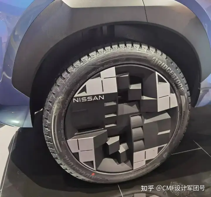 观2024北京车展智能化设计趋势：智慧车灯|半透显示车窗等