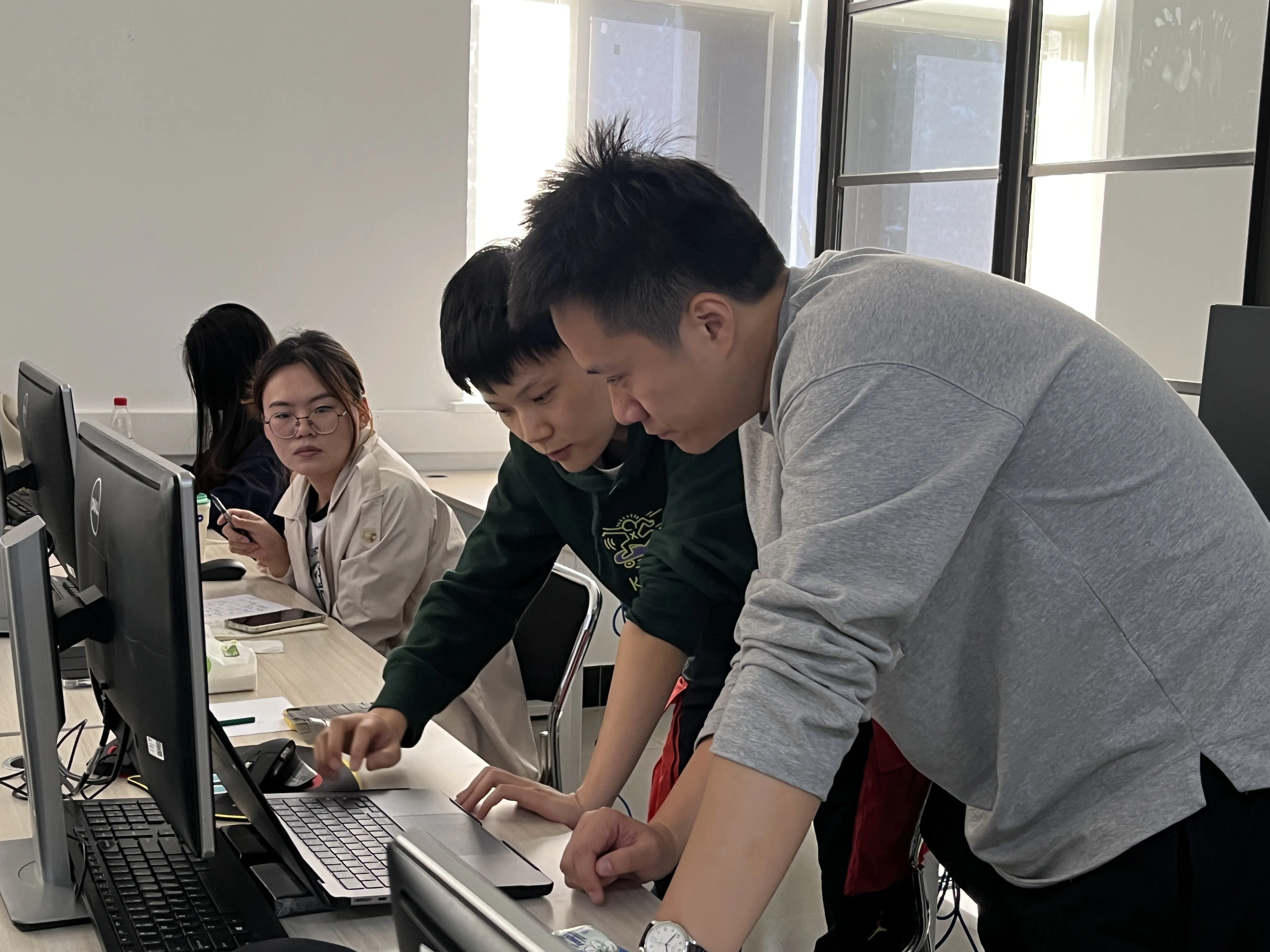 学习半年品牌设计，三火了（图ZMTQ1ODk2NDA=） - 观点 - 站酷设计师站酷高高手原创素材 - 站酷ZCOOL