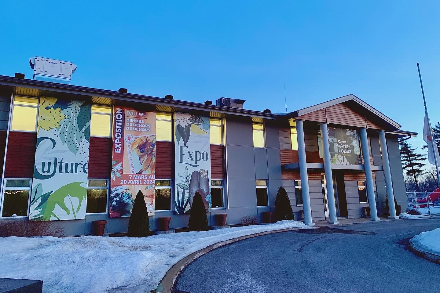 《外面的外面的外面》个展开幕式顺利圆满 + 同名绘本精装版即将上市（图ZMTQ3MTA1MDA=） - 资讯 - 站酷设计师吴达立原创素材 - 站酷ZCOOL