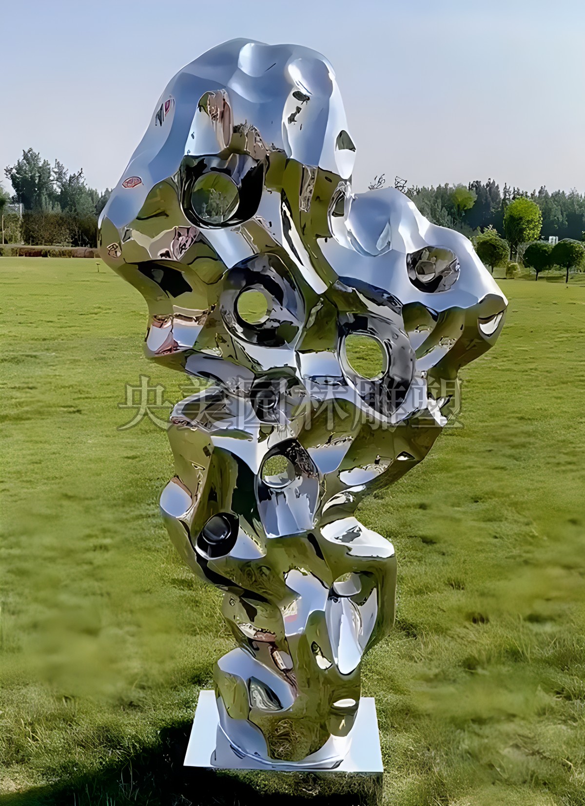 不锈钢太湖石雕塑，现代园林新型景观石头