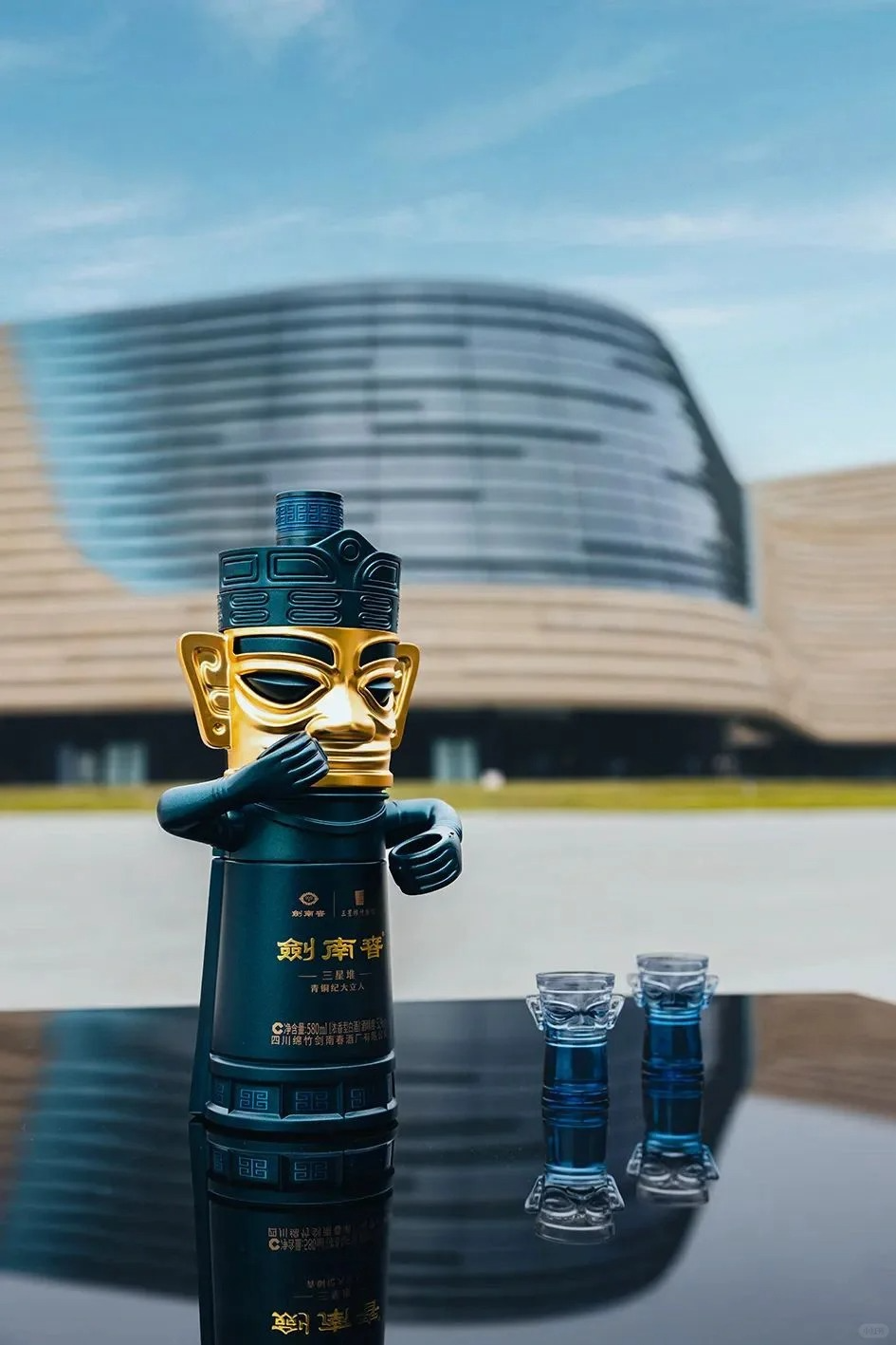 行业洞察 | 中式美学 国潮涌动，传统IP跨界联名的现代蜕变