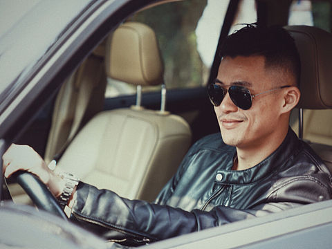 不会弹钢琴的健身教练不是好男友