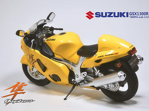 田宫 1:12 铃木GSX-1300R 隼