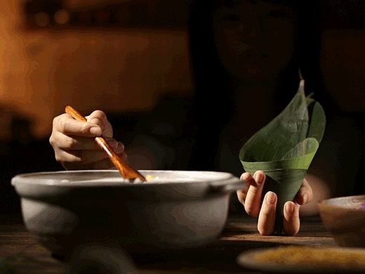 端午包粽子啦！