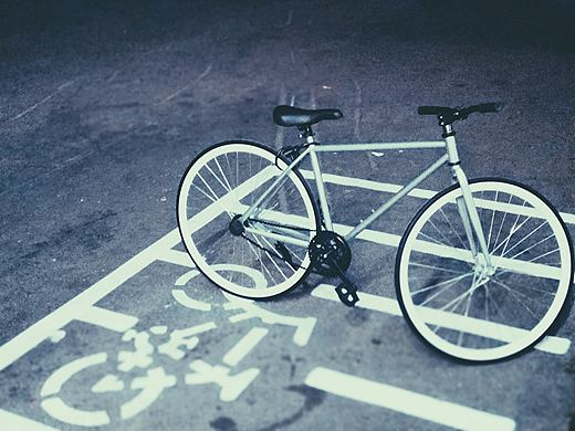 路边单车（个人主页-ZMzEyMjU5MTI=） - 人文/纪实摄影 - 站酷设计师一禾新语原创素材 - 站酷ZCOOL