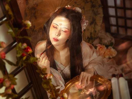 镜中花