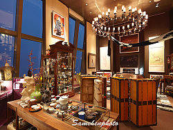 陈幼坚“家外之家” 柏悦酒店 87楼沙龙