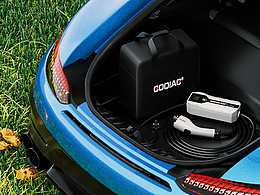 2023渲染作品·汽配-充电枪