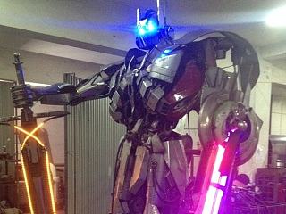 擎天柱变4版本持剑半成品