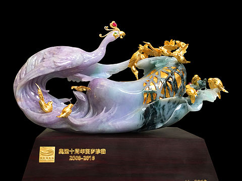 奥运十周年翡翠纪念品